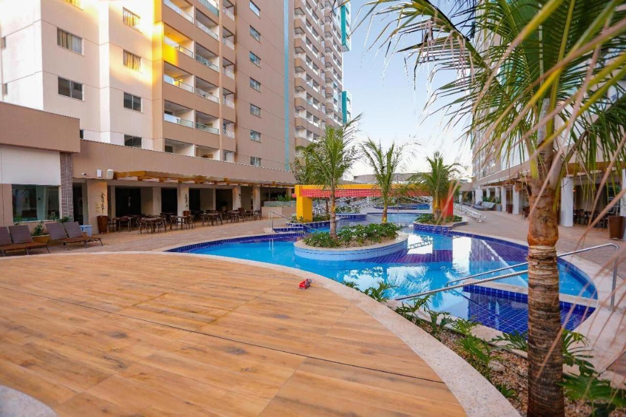 Olimpia Park Resort O Mais Divertido Resort Em Frente Ao Thermas Dos Laranjais - Pague Em Ate 12 Vezes Ngoại thất bức ảnh